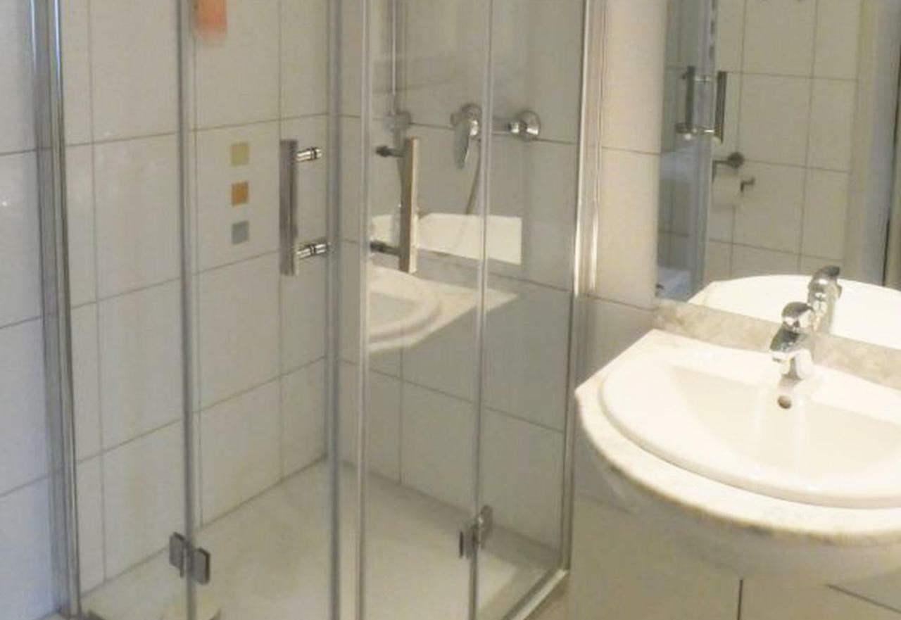 Gasthaus Zur Alten Post Hemmenhofen Esterno foto